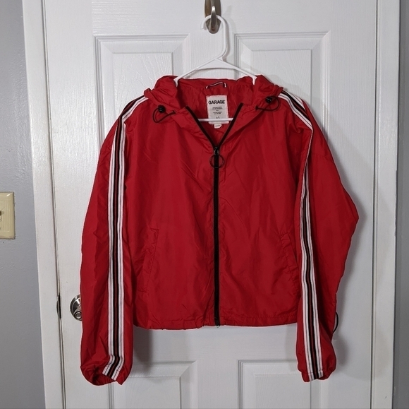 Garage Cropped Red Retro Long Sleeve Zip-Up Hooded Windbreaker Size Large‎ - Picture 1 of 8